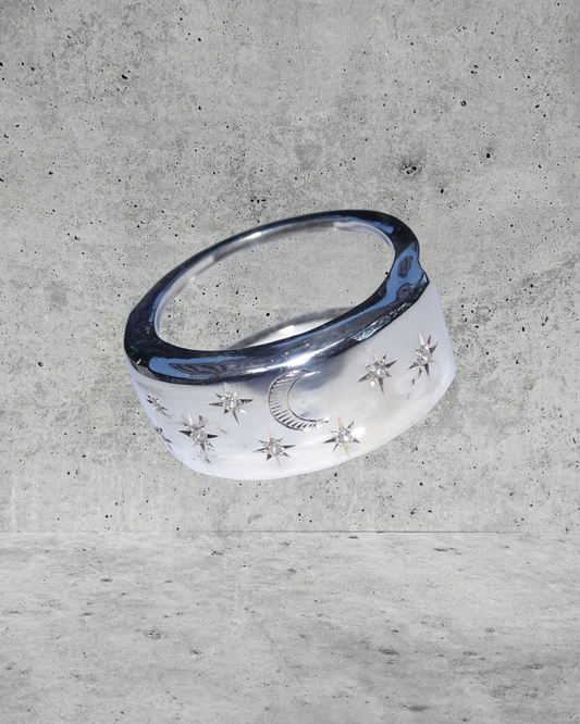 The Moon & Stars Ring Shell